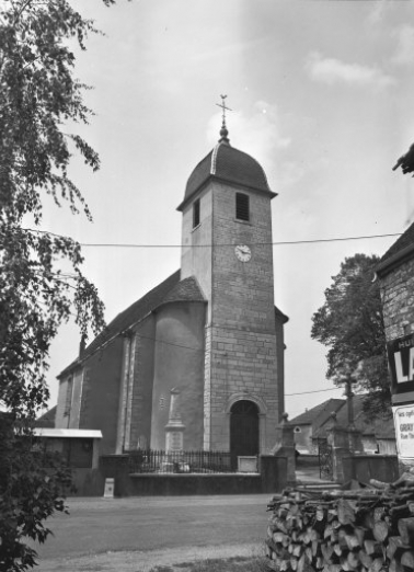 Façades antérieure et latérale gauche. © Région Bourgogne-Franche-Comté, Inventaire du patrimoine