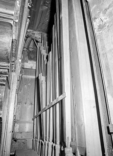 Tuyauterie vue de trois quarts droit. © Région Bourgogne-Franche-Comté, Inventaire du patrimoine