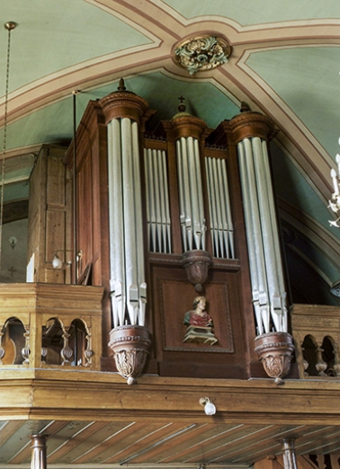 Vue générale de trois quarts gauche. © Région Bourgogne-Franche-Comté, Inventaire du patrimoine