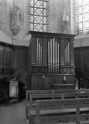 Orgue de choeur, vu de trois quarts gauche. © Région Bourgogne-Franche-Comté, Inventaire du patrimoine
