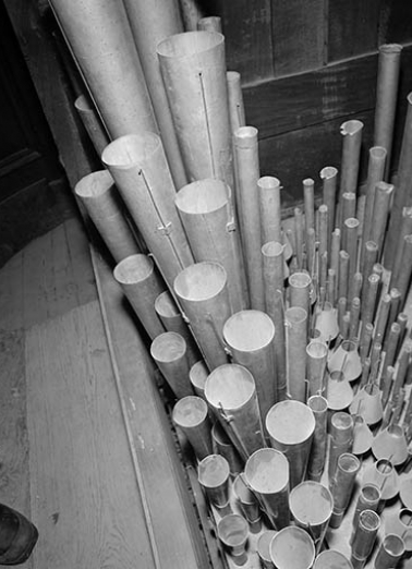 Jeux d'anches du positif, vu de face en plongée. © Région Bourgogne-Franche-Comté, Inventaire du patrimoine