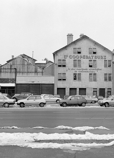 Façades sur la rue des Huisselets. © Région Bourgogne-Franche-Comté, Inventaire du patrimoine
