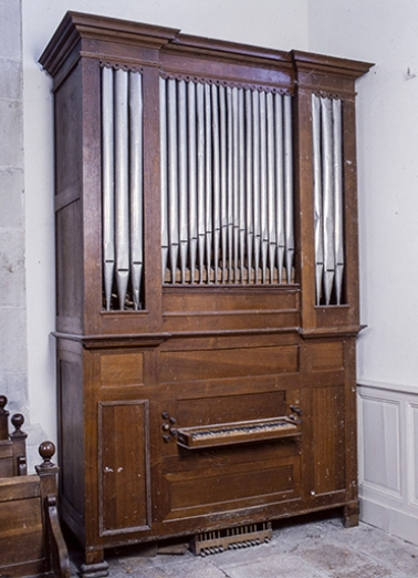 Vue générale de trois quarts gauche. © Région Bourgogne-Franche-Comté, Inventaire du patrimoine