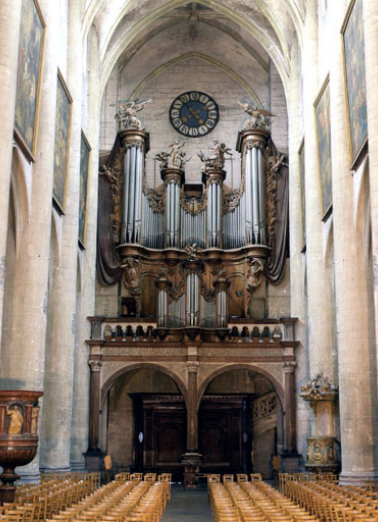 Grand orgue, vu de face en contre-plongée. © Région Bourgogne-Franche-Comté, Inventaire du patrimoine