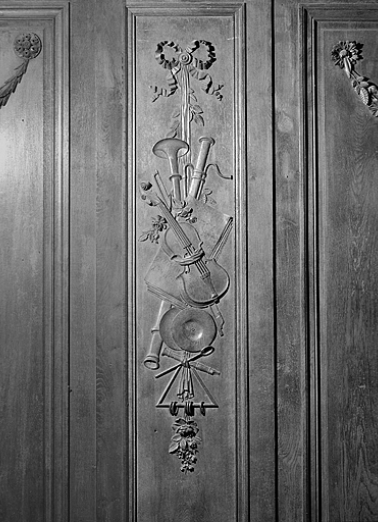 Panneau : chute d'instruments de musique. © Région Bourgogne-Franche-Comté, Inventaire du patrimoine