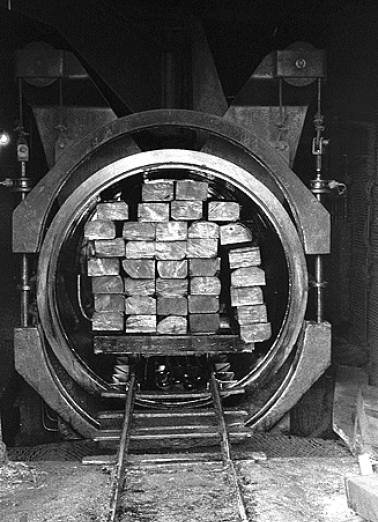 L'autoclave chargé. © Région Bourgogne-Franche-Comté, Inventaire du patrimoine