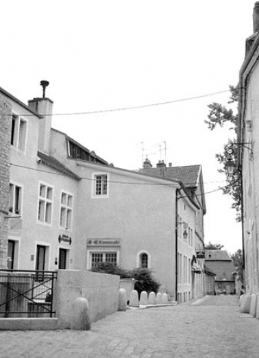 Atelier de fabrication et rue du Prélot. © Région Bourgogne-Franche-Comté, Inventaire du patrimoine