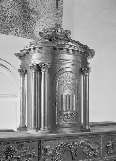 Le tabernacle, vu de de trois quarts. © Région Bourgogne-Franche-Comté, Inventaire du patrimoine