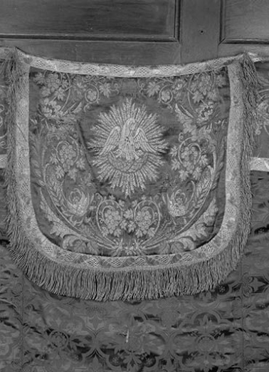 Le chaperon. © Région Bourgogne-Franche-Comté, Inventaire du patrimoine