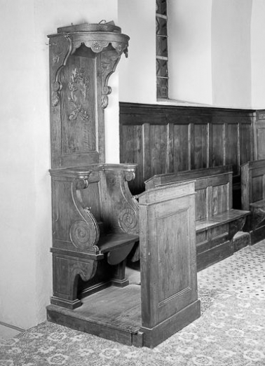 Vue de la stalle nord. © Région Bourgogne-Franche-Comté, Inventaire du patrimoine