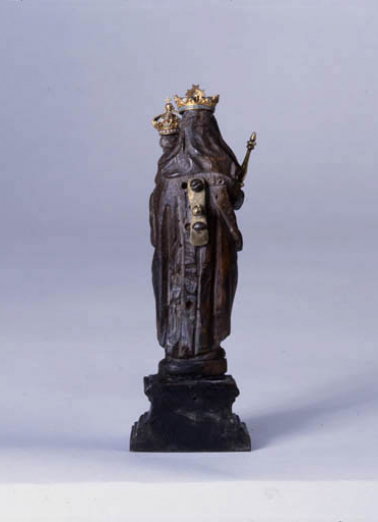 Revers. © Région Bourgogne-Franche-Comté, Inventaire du patrimoine Revers. © Région Bourgogne-Franche-Comté, Inventaire du patrimoine