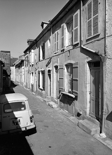 Vue d'ensemble de trois quarts droit. © Région Bourgogne-Franche-Comté, Inventaire du patrimoine