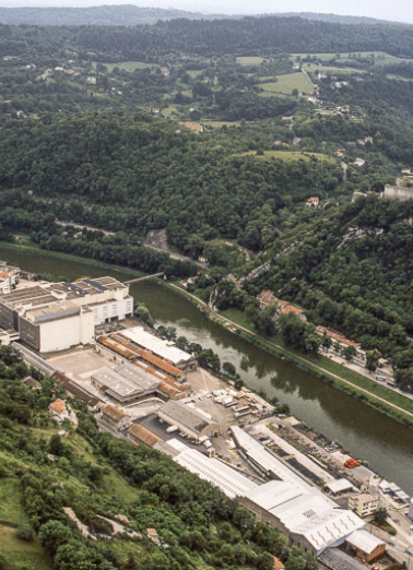 Vue aérienne de l'usine B, depuis le nord-est. © Région Bourgogne-Franche-Comté, Inventaire du patrimoine