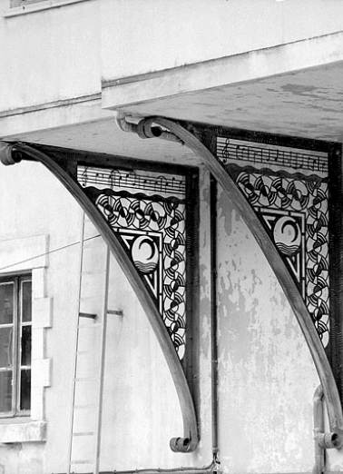 Consoles de la cabine de projectionniste. © Région Bourgogne-Franche-Comté, Inventaire du patrimoine
