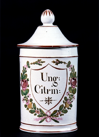 Vue d'ensemble d'un pot. © Région Bourgogne-Franche-Comté, Inventaire du patrimoine