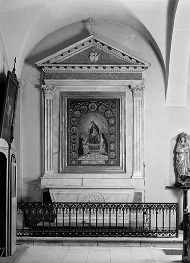 L'autel latéral nord, autel du Rosaire, vue d'ensemble. © Région Bourgogne-Franche-Comté, Inventaire du patrimoine