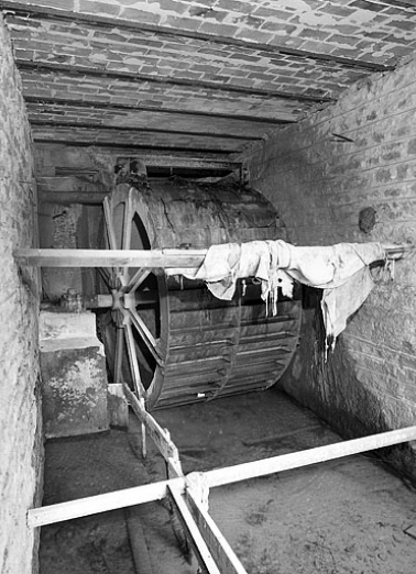 Petite roue hydraulique. © Région Bourgogne-Franche-Comté, Inventaire du patrimoine