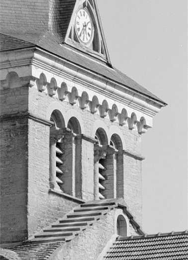 Clocher : détail de la face ouest. © Région Bourgogne-Franche-Comté, Inventaire du patrimoine