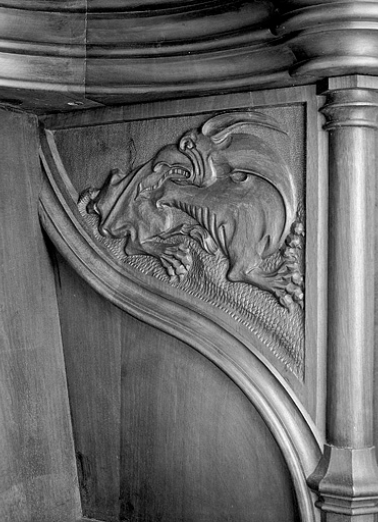 Parclose à droite de la première stalle haute. © Région Bourgogne-Franche-Comté, Inventaire du patrimoine