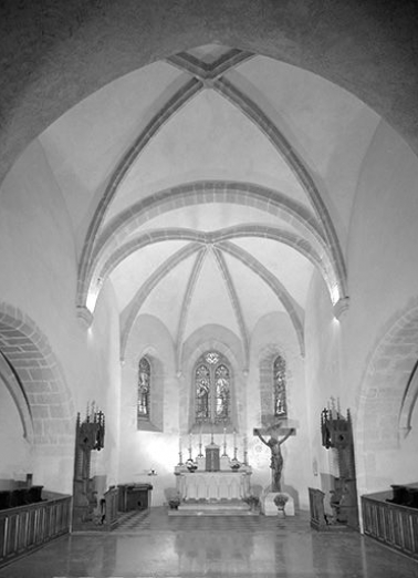 Le choeur vu depuis la nef. © Région Bourgogne-Franche-Comté, Inventaire du patrimoine Le choeur vu depuis la nef. © Région Bourgogne-Franche-Comté, Inventaire du patrimoine