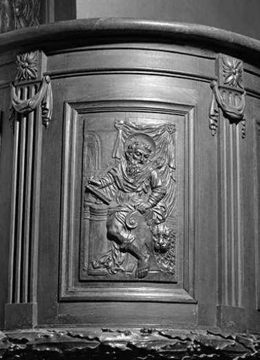 Deuxième panneau de la cuve : saint Marc. © Région Bourgogne-Franche-Comté, Inventaire du patrimoine Deuxième panneau de la cuve : saint Marc. © Région Bourgogne-Franche-Comté, Inventaire du patrimoine