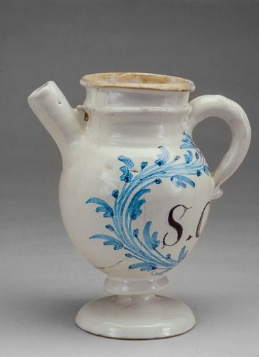 Vue de profil d'une chevrette. © Région Bourgogne-Franche-Comté, Inventaire du patrimoine