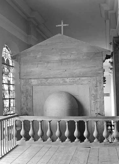 Partie supérieure du revers du retable sud. © Région Bourgogne-Franche-Comté, Inventaire du patrimoine