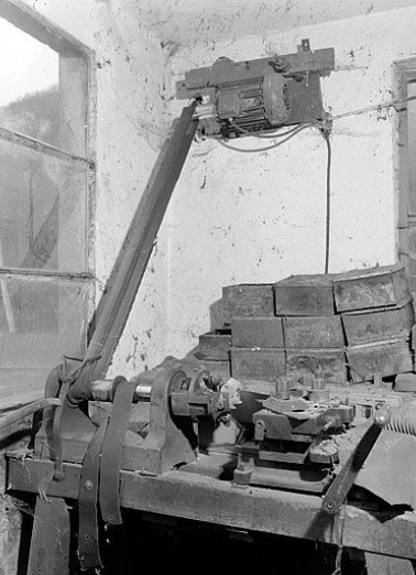 Vue d'ensemble avec son moteur. © Région Bourgogne-Franche-Comté, Inventaire du patrimoine