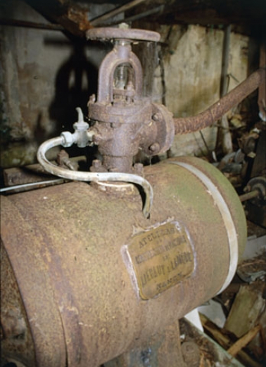 Machine à vapeur : le cylindre. © Région Bourgogne-Franche-Comté, Inventaire du patrimoine