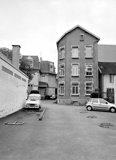Logement patronal situé à l'arrière du n° 25. © Région Bourgogne-Franche-Comté, Inventaire du patrimoine