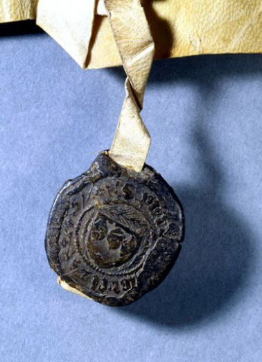 Sceau de l'infirmier Pierre Morel pendu à une charte de 1424. © Région Bourgogne-Franche-Comté, Inventaire du patrimoine