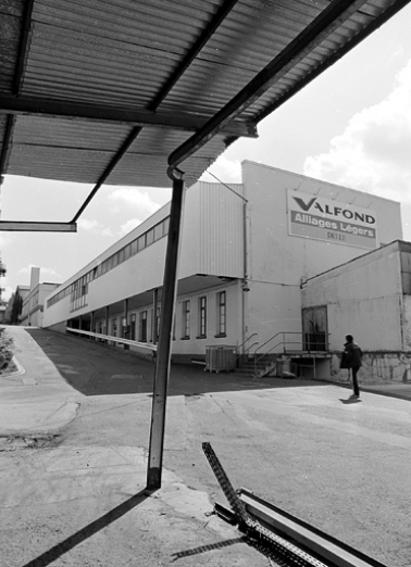 Ateliers de fabrication et vestiaire depuis l'ouest. © Région Bourgogne-Franche-Comté, Inventaire du patrimoine