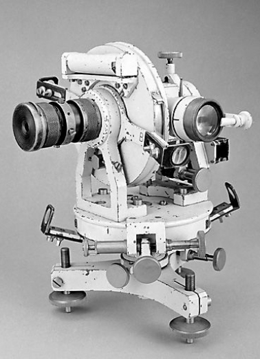 Vue d'ensemble, de trois quarts avant droite. © Région Bourgogne-Franche-Comté, Inventaire du patrimoine