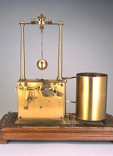 Vue de dos. © Région Bourgogne-Franche-Comté, Inventaire du patrimoine