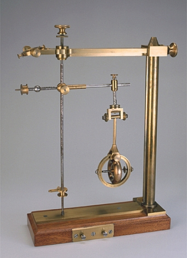 Montage : pendule de M. Sire. © Région Bourgogne-Franche-Comté, Inventaire du patrimoine