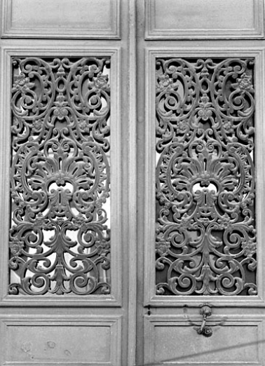 Entrée principale : grille des vantaux. © Région Bourgogne-Franche-Comté, Inventaire du patrimoine