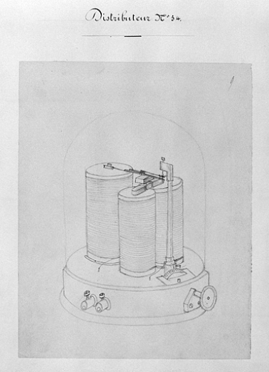 Distributeur n° 54, limite 19e siècle 20e siècle. © Région Bourgogne-Franche-Comté, Inventaire du patrimoine