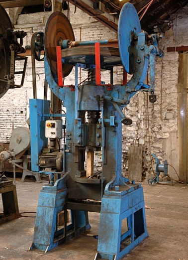 Vue de trois quarts d'une presse (E sur le plan de localisation). © Région Bourgogne-Franche-Comté, Inventaire du patrimoine