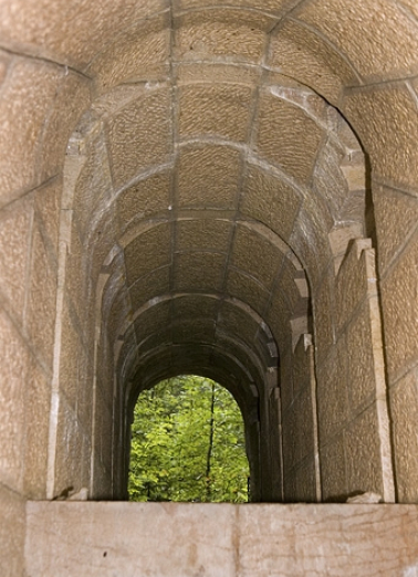 Chambres de mine centrale : galerie supérieure, vue depuis l'escalier. © Région Bourgogne-Franche-Comté, Inventaire du patrimoine
