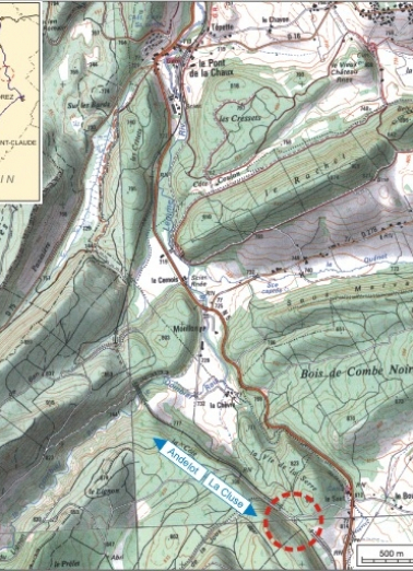 Carte et schéma de localisation. Carte topographique, IGN, 2000, dalles F087_048 et F087_049, échelle 1:25 000. Scan 25, licence n° 2008/CISE/2968. © Région Bourgogne-Franche-Comté, Inventaire du patrimoine