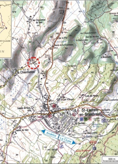 Carte et schéma de localisation. Carte topographique, IGN, 2000, dalle F087_049, échelle 1:25 000. Scan 25, licence n° 2008/CISE/2968. © Région Bourgogne-Franche-Comté, Inventaire du patrimoine