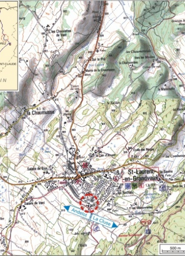 Carte et schéma de localisation. Carte topographique, IGN, 2000, dalle F087_049, échelle 1:25 000. Scan 25, licence n° 2008/CISE/2968. © Région Bourgogne-Franche-Comté, Inventaire du patrimoine