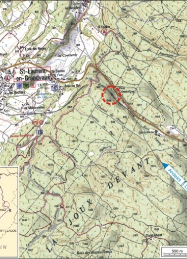Carte et schéma de localisation. Carte topographique, IGN, 2000, dalles F087_049, F087_050, F088_049 et F088_050, échelle 1:25 000. Scan 25, licence n° 2008/CISE/2968. © Région Bourgogne-Franche-Comté, Inventaire du patrimoine Carte et schéma de localisation. Carte topographique, IGN, 2000, dalles F087_049, F087_050, F088_049 et F088_050, échelle 1:25 000. Scan 25, licence n° 2008/CISE/2968. © Région Bourgogne-Franche-Comté, Inventaire du patrimoine