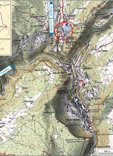 Carte et schéma de localisation. Carte topographique, IGN, 2000, dalles F087_050 et F088_050, échelle 1:25 000. Scan 25, licence n° 2008/CISE/2968. © Région Bourgogne-Franche-Comté, Inventaire du patrimoine