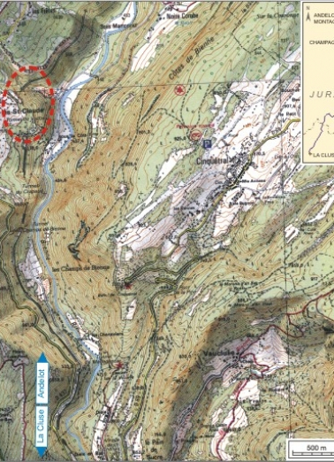 Carte et schéma de localisation. Carte topographique, IGN, 2000, dalle F087_051, échelle 1:25 000. Scan 25, licence n° 2008/CISE/2968. © Région Bourgogne-Franche-Comté, Inventaire du patrimoine