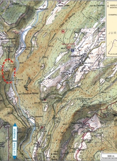 Carte et schéma de localisation. Carte topographique, IGN, 2000, dalle F087_051, échelle 1:25 000. Scan 25, licence n° 2008/CISE/2968. © Région Bourgogne-Franche-Comté, Inventaire du patrimoine