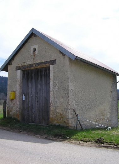 Façades antérieure et latérale vues de trois quarts. © Région Bourgogne-Franche-Comté, Inventaire du patrimoine