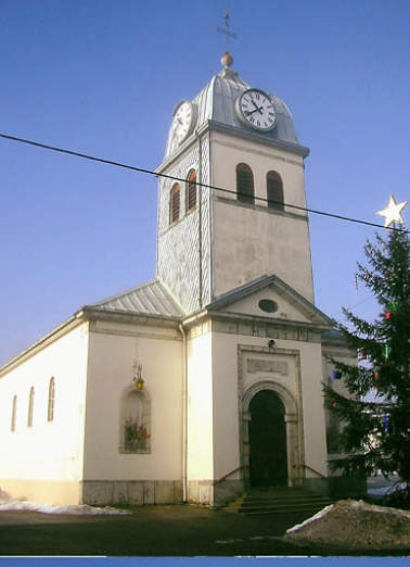 Clocher et façade latérale vus de trois quarts. © Région Bourgogne-Franche-Comté, Inventaire du patrimoine