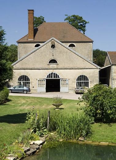 Le haut fourneau vu de face. © Région Bourgogne-Franche-Comté, Inventaire du patrimoine