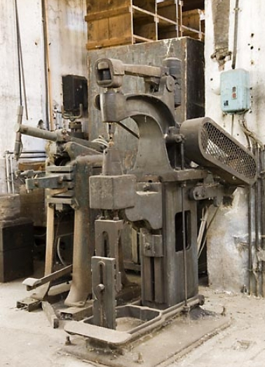 Atelier ouest. Riveteuses Pontelec et Guillemin. © Région Bourgogne-Franche-Comté, Inventaire du patrimoine